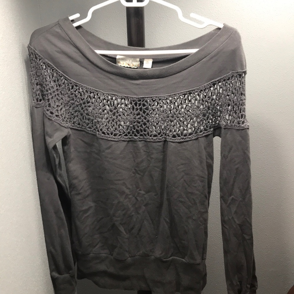 Kimchi & Blue sweatshirt